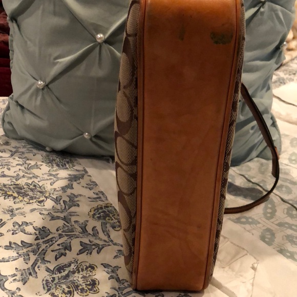 Coach Bag - Picture 4 of 6